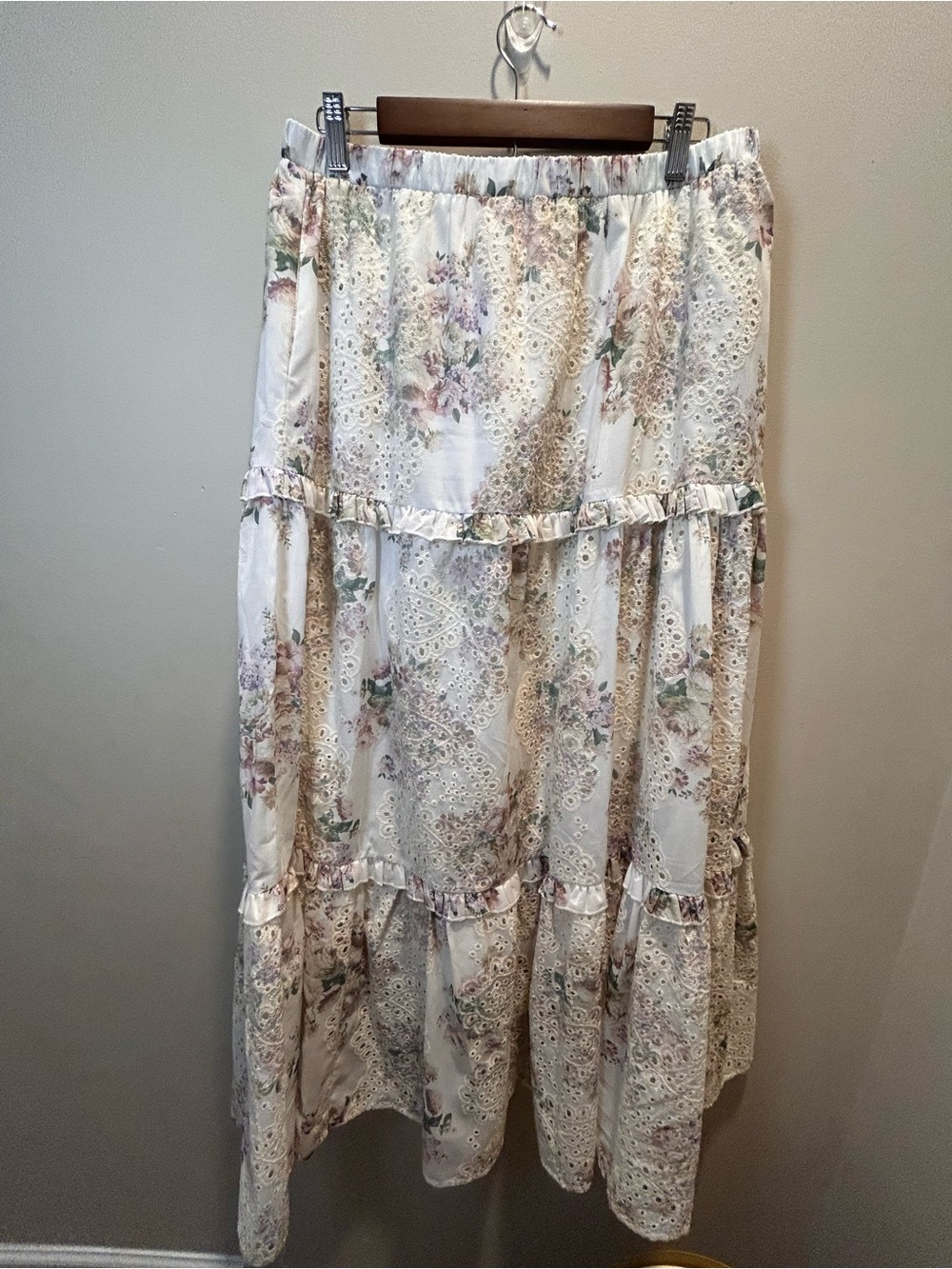 Women’s Cream Floral Tiered Maxi Skirt